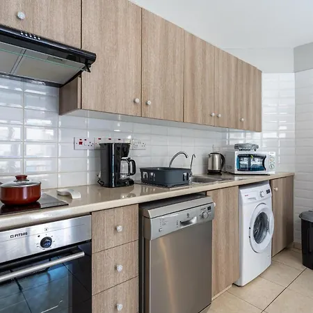Gitane 1-bedroom In Apartament *